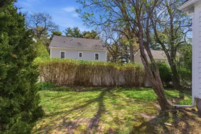 34 Woodland Rd, Wakefield, MA 01880 - Photo 5