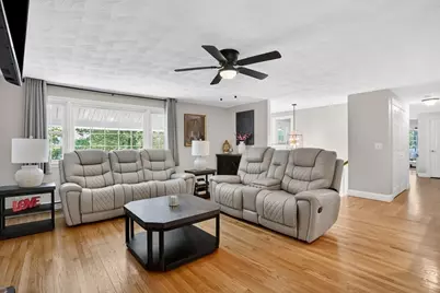 1214 Longmeadow St, Longmeadow, MA 01106 - Photo 9