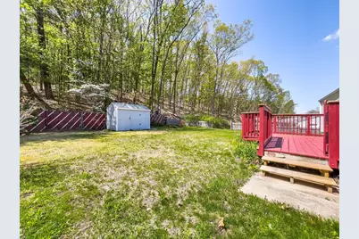 206 Treetop Ave, Springfield, MA 01118 - Photo 25