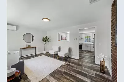 206 Treetop Ave, Springfield, MA 01118 - Photo 3