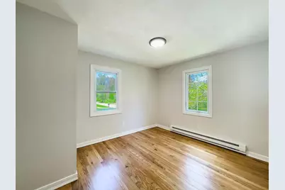 206 Treetop Ave, Springfield, MA 01118 - Photo 11