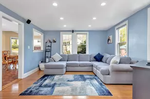 243 Nahant St, Wakefield, MA 01880 - Photo 7