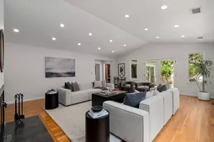 78 Vine St, Newton, MA 02467 - Photo 7