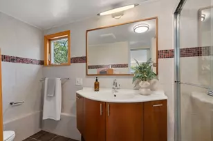 78 Vine St, Newton, MA 02467 - Photo 17