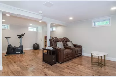 286 Linden Street #286, Wellesley, MA 02482 - Photo 11