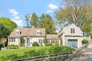 4 Stetson St, Lexington, MA 02420 - Photo 1