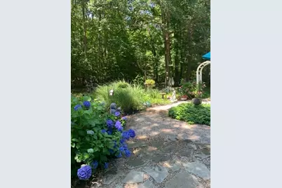 110 Country Rd, Hanover, MA 02339 - Photo 31