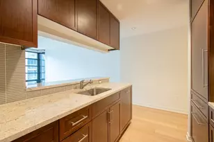 580 Washington St, Boston, MA 02111 - Photo 9