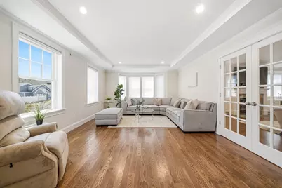 35 Marshall Rd, Wellesley, MA 02482 - Photo 5