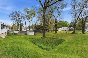 129 Cooper St, Springfield, MA 01108 - Photo 33