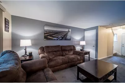 17 Centercrest Dr #17, Tyngsborough, MA 01879 - Photo 3
