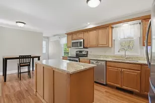 124 Wedgewood Rd, Worcester, MA 01602 - Photo 9