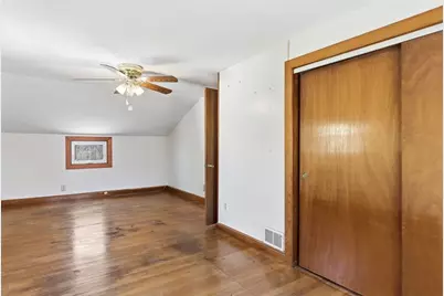 215 Pearl St, Reading, MA 01867 - Photo 19