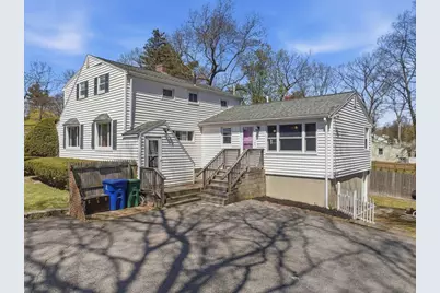 215 Pearl St, Reading, MA 01867 - Photo 5