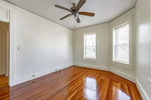 35 O'Connor Ave, Holyoke, MA 01040 - Photo 13