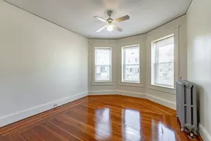 35 O'Connor Ave, Holyoke, MA 01040 - Photo 9