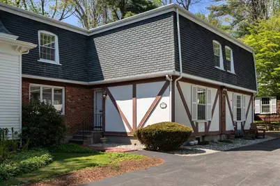 32 Linden St #5, Wellesley, MA 02482 - Photo 1