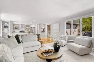 32 Linden St, Wellesley, MA 02482 - Photo 3