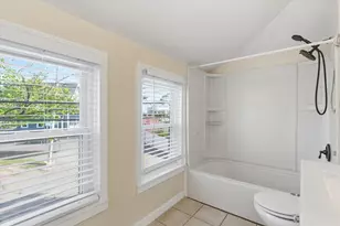 137 Winthrop St, Quincy, MA 02169 - Photo 15