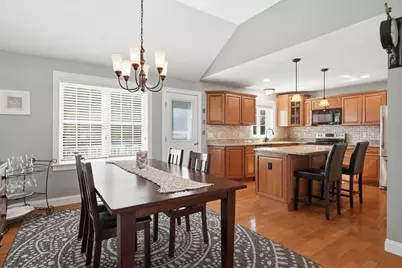 20 Fiske Ave, Upton, MA 01568 - Photo 9