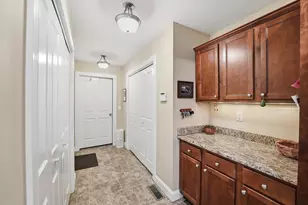 170 Stonybrook Wy, South Hadley, MA 01075 - Photo 15