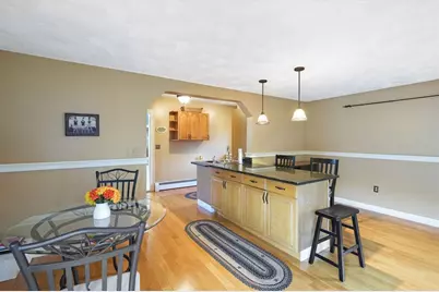 25 Thayer St, Methuen, MA 01844 - Photo 5