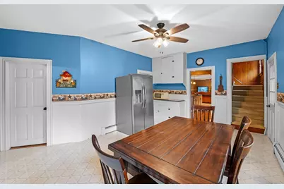 25 Thayer St, Methuen, MA 01844 - Photo 9