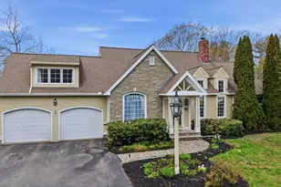 105 Weyland Cir, North Andover, MA 01845 - Photo 1