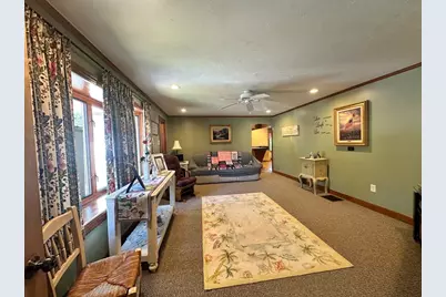 6 Vincent St, Auburn, MA 01501 - Photo 11