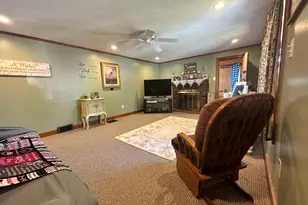 6 Vincent St, Auburn, MA 01501 - Photo 7