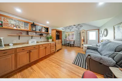 113 Skyridge St, Ludlow, MA 01056 - Photo 9
