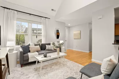 11 Russell Pl #11, Arlington, MA 02474 - Photo 9
