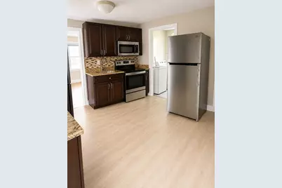 199 Eastern Ave, Springfield, MA 01109 - Photo 9