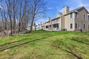 107 Bradford Commons Ln, Braintree, MA 02184 - Photo 33