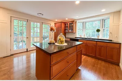 12 Cottage Street, Wellesley, MA 02482 - Photo 5