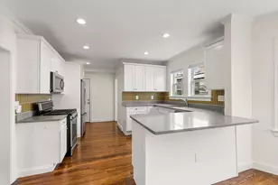 25 Granfield Ave, Boston, MA 02131 - Photo 13