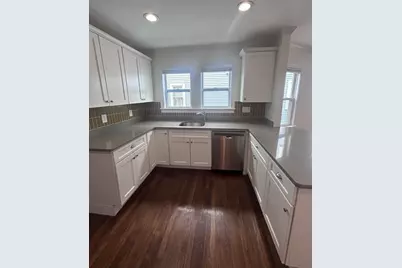 25 Granfield Ave #2, Boston, MA 02131 - Photo 9