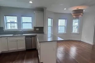 25 Granfield Ave, Boston, MA 02131 - Photo 13