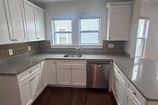 25 Granfield Ave, Boston, MA 02131 - Photo 11