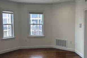 25 Granfield Ave, Boston, MA 02131 - Photo 23