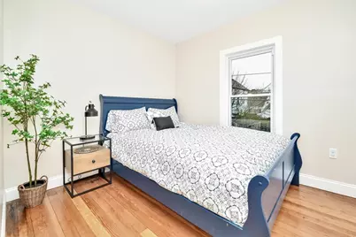 17 Wilcox St, Fall River, MA 02721 - Photo 5