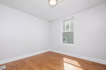 196-198 Main St #1L, Everett, MA 02149 - Photo 3