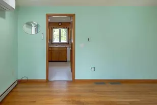 142 Spruce Hill Ave, Northampton, MA 01062 - Photo 9
