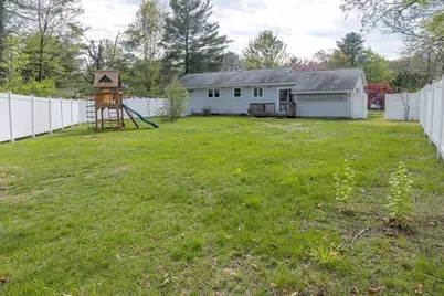 142 Spruce Hill Ave, Northampton, MA 01062 - Photo 27