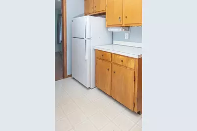 142 Spruce Hill Ave, Northampton, MA 01062 - Photo 7