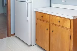 142 Spruce Hill Ave, Northampton, MA 01062 - Photo 7