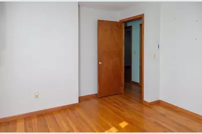 142 Spruce Hill Ave, Northampton, MA 01062 - Photo 17