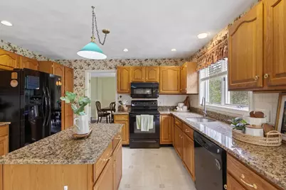 43 Hampshire Road, Peabody, MA 01960 - Photo 17