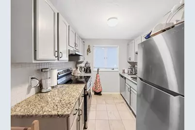 25 Rockland Street #7, Boston, MA 02131 - Photo 5
