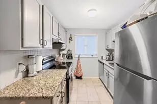 25 Rockland St, Boston, MA 02131 - Photo 5